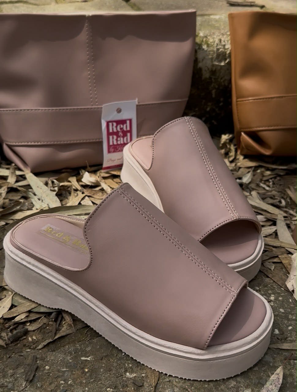 SABOT AVEC POCHETTE
