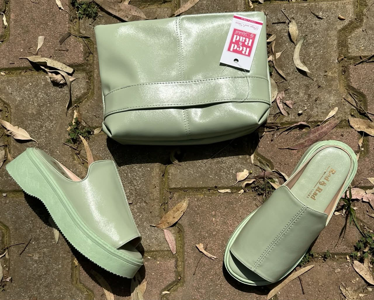 SABOT AVEC POCHETTE