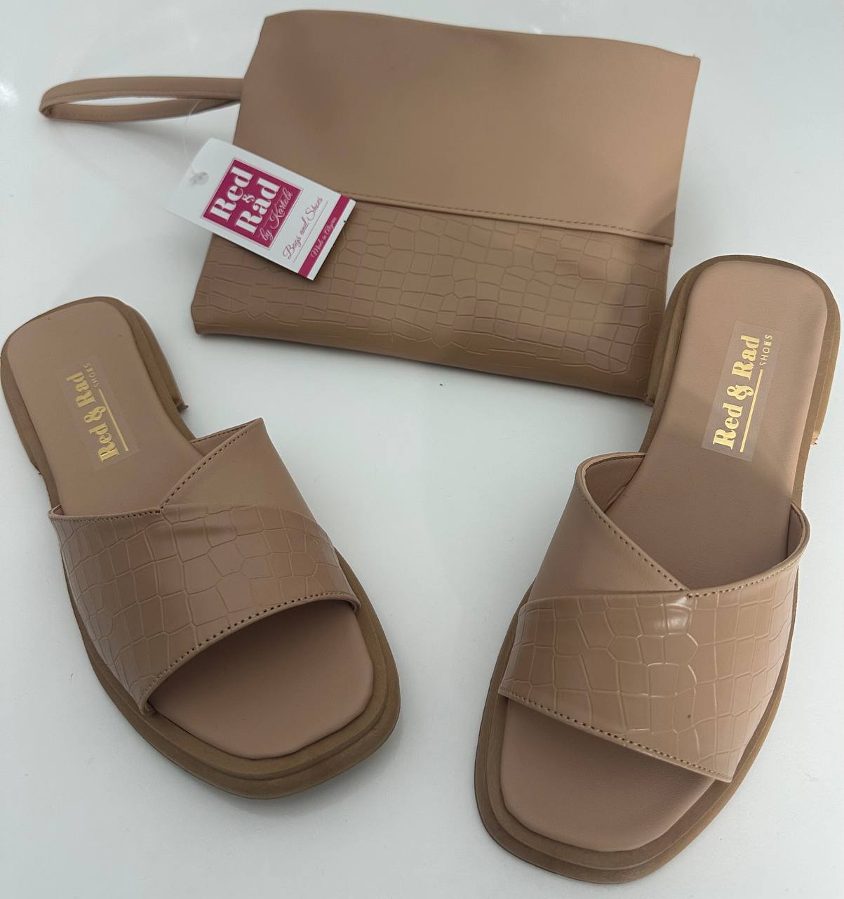 MULE CROCO PLATE AVEC POCHETTE